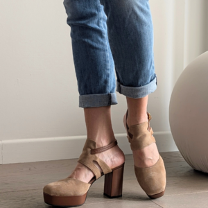 Décolleté slingback con plateau e tacco a blocco Tracy in camoscio sabbia e nappa cuoio