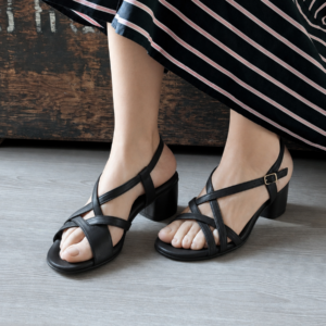 Midori sandalo a listini con tacco 50 e sottopiede in memory in nappa nero