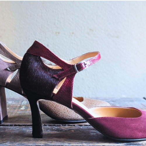 Scarpe con il tacco comodo: una linea che richiama il ballo e resta al passo con i tempi